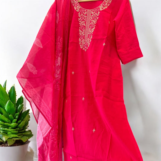 Pink kurta set with printed Duptta