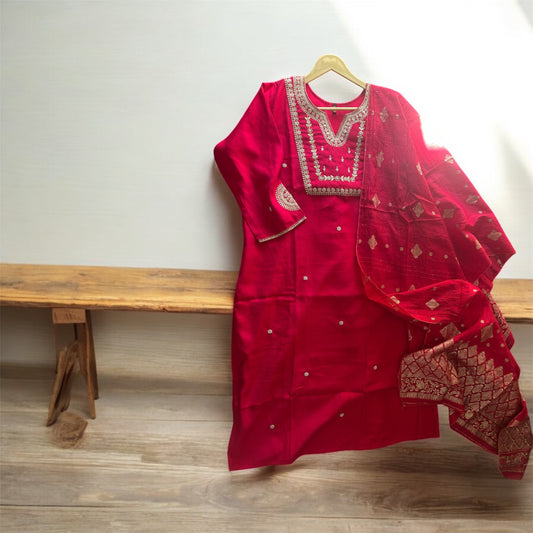 Designer pink kurta set